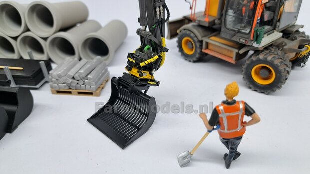 BOUWKIT: Engcon EC219 Draaikantelstuk met gripper S60 Koppeling naar S60 koppeling. Materiaal: RESIN BLANK geleverd 1:32 