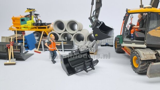 Slotenbak 56.5 mm breed  ZWART MATT gespoten t.b.v. S60 KOPPELING (o.a. Engcon draaikantelstuk met S60 koppeling, Volvo EWR150 &amp; Atlas  160W mobiele kranen van AT) 1:32  