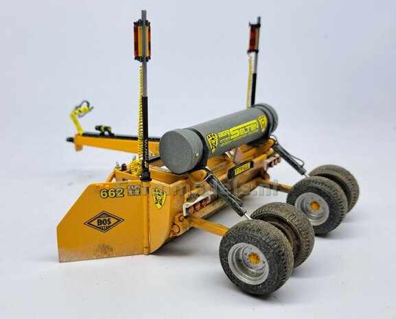 3x TOPCON logo&#039;s GOUD/ ZWART, Geschikt voor &quot;Omwikkelen&quot; PIJP &Oslash; 2mm   1:32  Farmmodels.nl