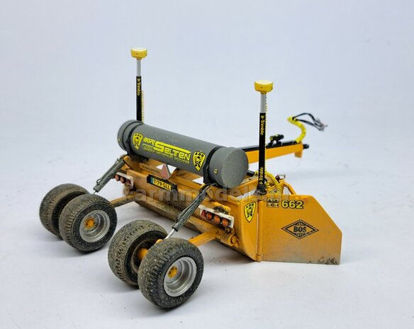 3x TRIMBLE logo&#039;s GEEL/ ZWART, Geschikt voor &quot;Omwikkelen&quot; PIJP &Oslash; 2mm   1:32  Farmmodels.nl