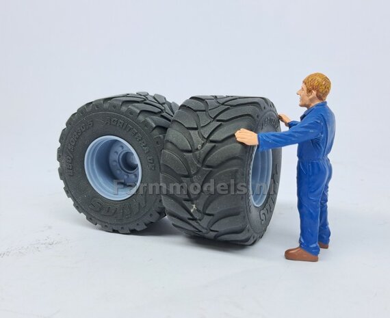 &Oslash; 51.7 mm: 2x Mitas Agriterra 02 Banden met RESIN velgen BLANK Geleverd  1:32   Farmmodels Premium Line Series 