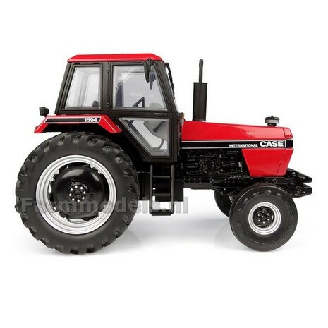 Case IH 1594 2wd Zwart-Rood 1:32 Universal Hobbies UH6759    LEVERBAAR EIND JULI/AVAILABLE END OF JULY