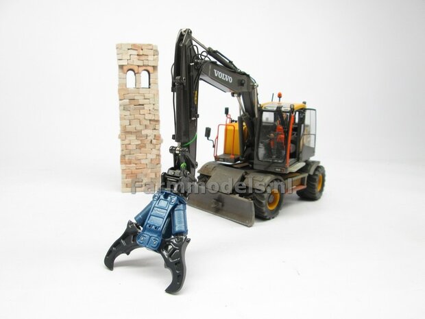 BOUWKIT: Crusher BLAUW/ GRIJS OKADA TS W2200V inclusief SNELWISSELKOP S6/ S60 RESIN, BLANK Geleverd 1:32