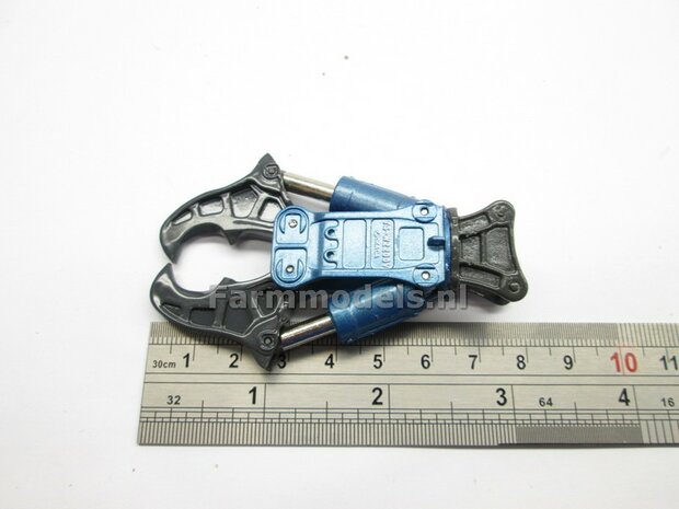 BOUWKIT: Crusher BLAUW/ GRIJS OKADA TS W2200V inclusief SNELWISSELKOP S70 RESIN, BLANK Geleverd 1:32