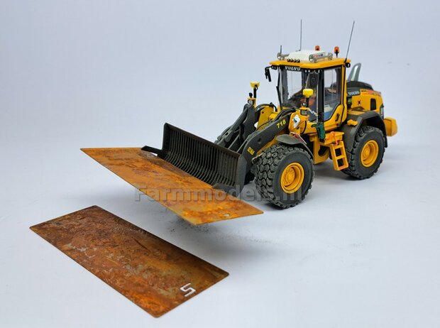 RIJPLAATHAAK + SLEE past o.a. aan snelwissel 510005 t/m 510095 &amp; Volvo VAB-STD van AT  Materiaal: Resin ZWART MATT gespoten geleverd   1:32 