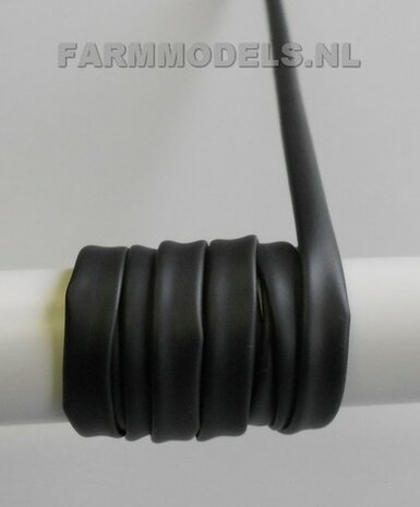 &Oslash; 3.2 tot 4 mm x 500 cm ZWART Sleepslang Mest slang / leiding