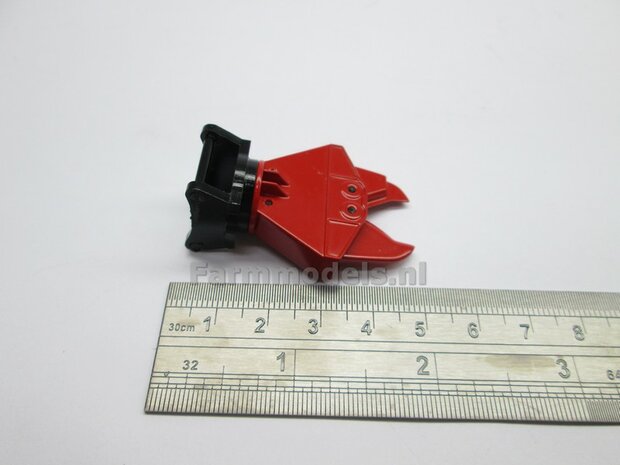 Betonschaar/ Crusher ROOD OSHUMI FE500 standaard model, zelf aan te passen naar de gewenste koppeling  1:32 