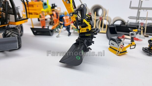 Slotenbak 56.5 mm breed RESIN Blank geleverd t.b.v. CW30 KOPPELING (o.a. Engcon draaikantelstuk met CW30 koppeling) 1:32  