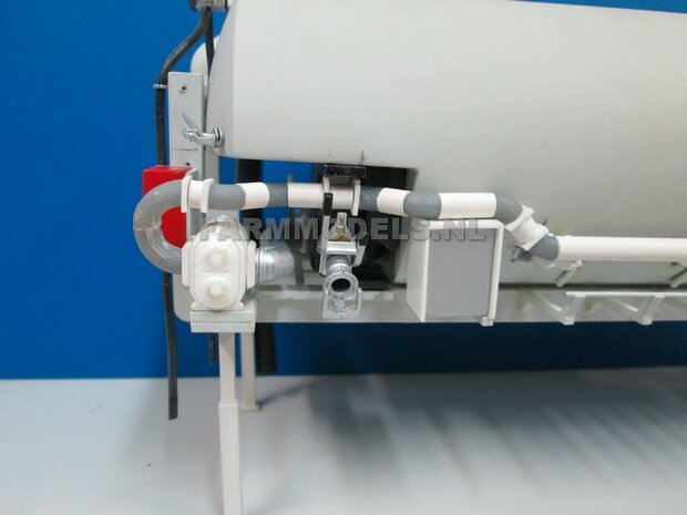 5x  &Oslash; 5 mm (6&quot; DUIMS)  45 graden Bocht t.b.v. buis1:32   