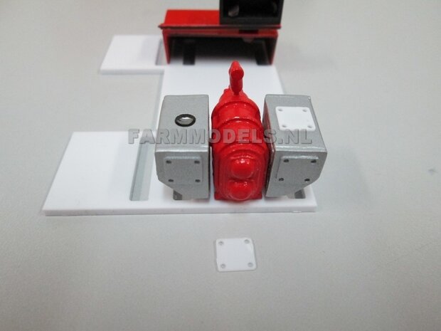 Verdringerpomp, Vogelsang mest pomp Materiaal Resin (VMR) ROOD gespoten geleverd 1:32  