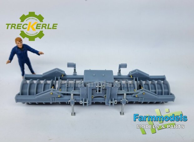 BOUWKIT:  HOLARAS STEGO 485 Kuilverdichter. Materiaal RESIN BLANK Geleverd, incl. Pr&eacute;-cut Decals, hydrauliekleidingen &amp; koppelingen + verlichting  + pennen 1:32  Treckerle