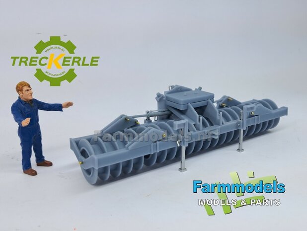 BOUWKIT:  HOLARAS STEGO 485 Kuilverdichter. Materiaal RESIN BLANK Geleverd, incl. Pr&eacute;-cut Decals, hydrauliekleidingen &amp; koppelingen + verlichting  + pennen 1:32  Treckerle
