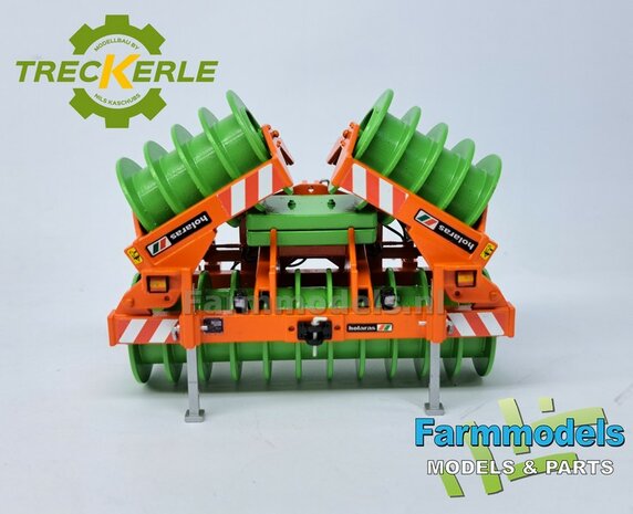 BOUWKIT:  HOLARAS STEGO 485 Kuilverdichter. Mat.: Resin OP KLEUR Gespoten geleverd, incl. Pr&eacute;-cut Decals, hydrauliekleidingen &amp; koppelingen + verlichting  + pennen 1:32  Treckerle