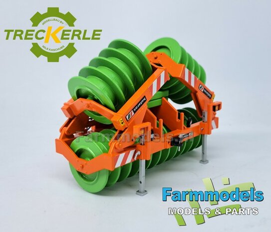 BOUWKIT:  HOLARAS STEGO 485 Kuilverdichter. Mat.: Resin OP KLEUR Gespoten geleverd, incl. Pr&eacute;-cut Decals, hydrauliekleidingen &amp; koppelingen + verlichting  + pennen 1:32  Treckerle
