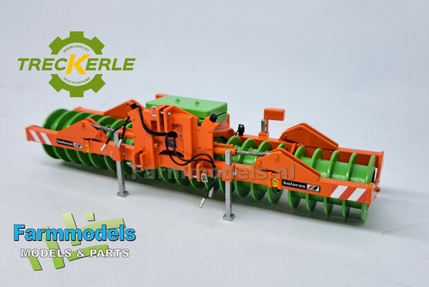 BOUWKIT:  HOLARAS STEGO 485 Kuilverdichter. Mat.: Resin OP KLEUR Gespoten geleverd, incl. Pr&eacute;-cut Decals, hydrauliekleidingen &amp; koppelingen + verlichting  + pennen 1:32  Treckerle