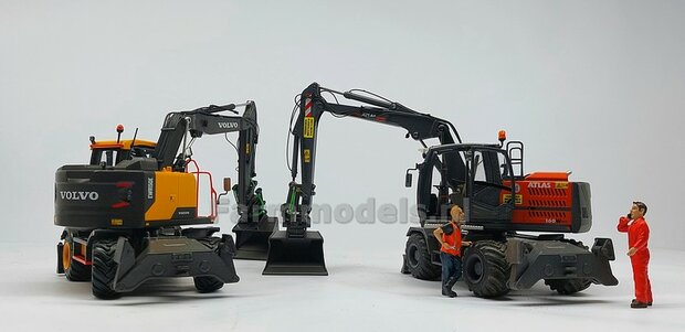 BOUWKIT: Stempels/ Steunpoten set o.a. geschikt voor de Atlas 160W, de Liebherr 916 en Volvo EWR150E van Agri Collectables Materiaal RESIN, BLANK Geleverd  1:32 