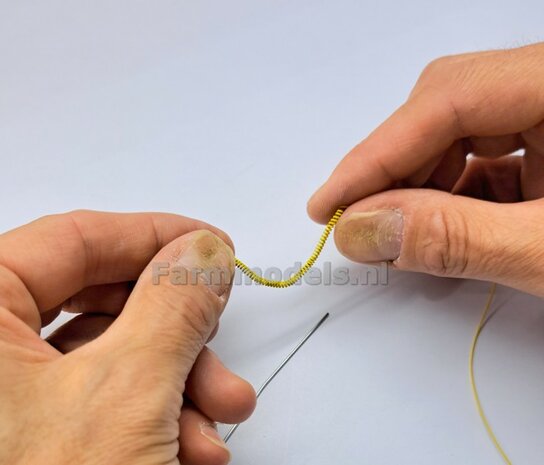&Oslash; 0.5 mm x 500 cm: LUCHTSLANG/ LUCHTLEIDING BLAUW  (Geleverd 5x 100 cm) 1:32