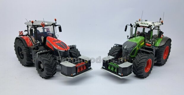 BOUWKIT: FRONTBUMPER met 3x COMPRESSOR, DRUKVAT en OPBERGKISTEN 3-Punts aansluiting  Materiaal: RESIN BLANK Geleverd  1:32  