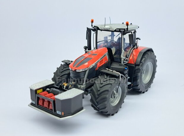 BOUWKIT: FRONTBUMPER met 3x COMPRESSOR, DRUKVAT en OPBERGKISTEN 3-Punts aansluiting  Materiaal: Resin ZWART ROOD ALUMINIUM Gespoten geleverd 1:32  