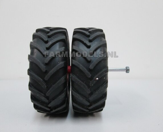 Fendt 936 achteras banden &Oslash; 67.4 mm met velg en &Oslash; 3 mm as  1:32   LAST ONES