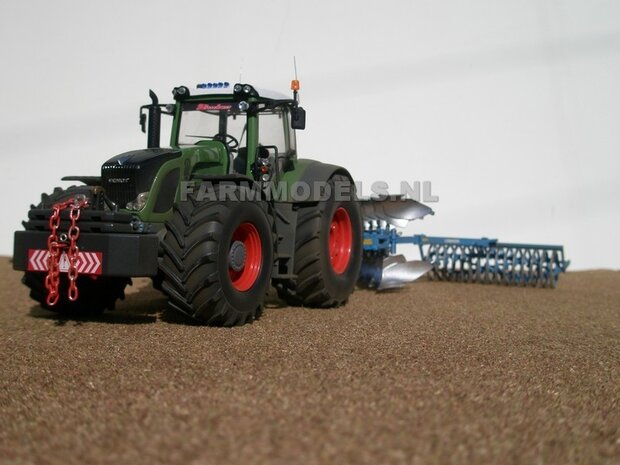 335. Fendt ploegen met Lemken 7 schaar met vorenpakker