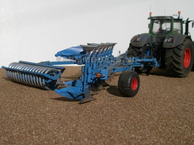 335. Fendt ploegen met Lemken 7 schaar met vorenpakker