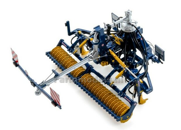 BLUE VERSION OCRAMA Blade 400 bouwlandsleepslangbemester LIM. ED. 220stuks 1:32 Agringegno Models