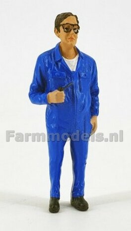 BLUE: Martin pipe smoking 1:32  ADF32149