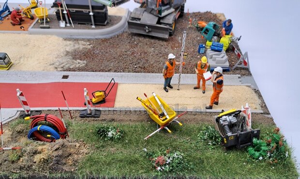 Voorbeeld foto&#039;s mini diorama Stratemakers en grondverzet