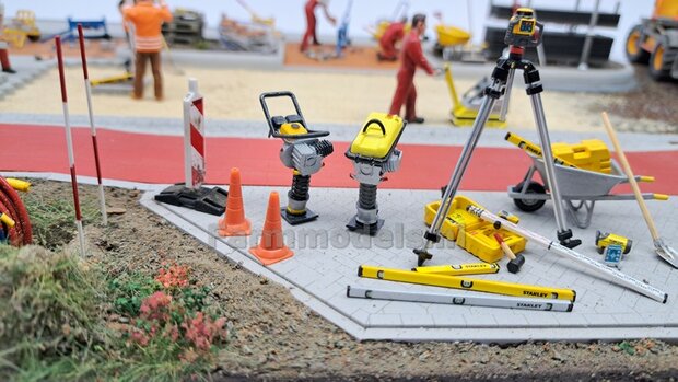 Voorbeeld foto&#039;s mini diorama Stratemakers en grondverzet