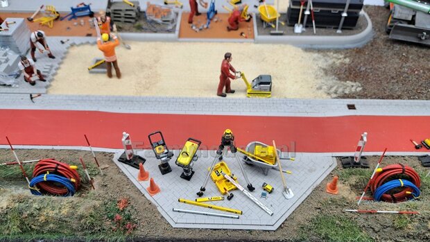 Voorbeeld foto&#039;s mini diorama Stratemakers en grondverzet