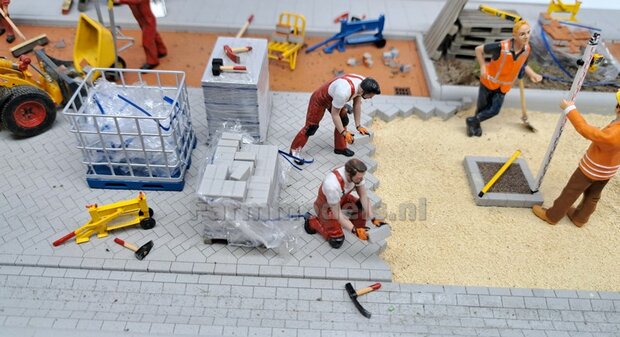 Voorbeeld foto&#039;s mini diorama Stratemakers en grondverzet