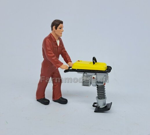 BOUWKIT: WACKER NEUSON SLEUVENSTAMPER  Materiaal RESIN BLANK Geleverd  + WACKER NEUSON Pr&eacute;-Cut Decal stickerset  1:32