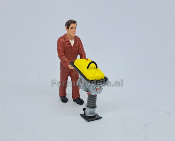 WACKER NEUSON SLEUVENSTAMPER  Materiaal Resin OP KLEUREN Gespoten + Handmatig geschilderd Geleverd  + WACKER NEUSON Pr&eacute;-Cut Decal stickerset  1:32