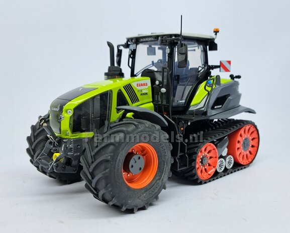 &Oslash; 54.8 x 25.8 mm: CLAAS 960 TT: 2x Michelin Axiobib2 Banden + Resin Velgen CLAAS ORANJE Gespoten 1:32 Farmmodels Premium Line Series 