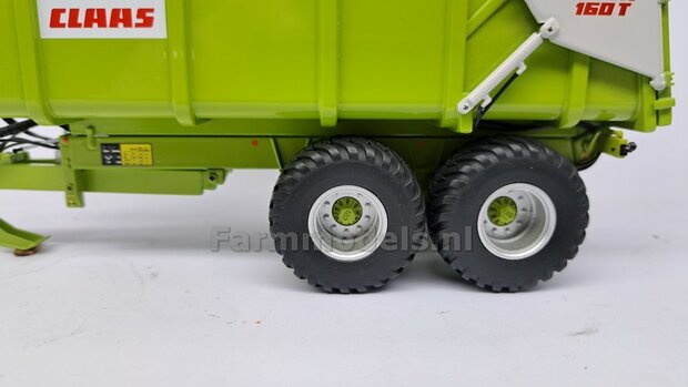 &Oslash; 42.2 mm: CLAAS CARAT 160T: 2x Trelleborg Banden &quot;NORMAL&quot;  met Resin Velgen CLAAS ORANJE Gespoten geleverd  1:32   Farmmodels Custom Line Series  