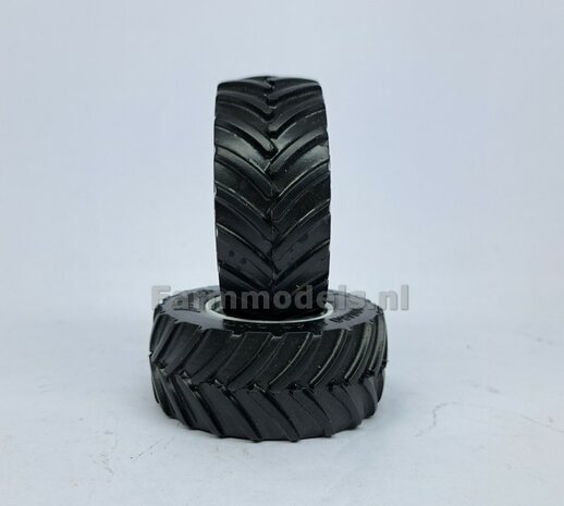 &Oslash; 65.6 x 27.7 mm: 2x Mitas 900/60 R42 bandenset  met NH WITTE VELGEN 1:32