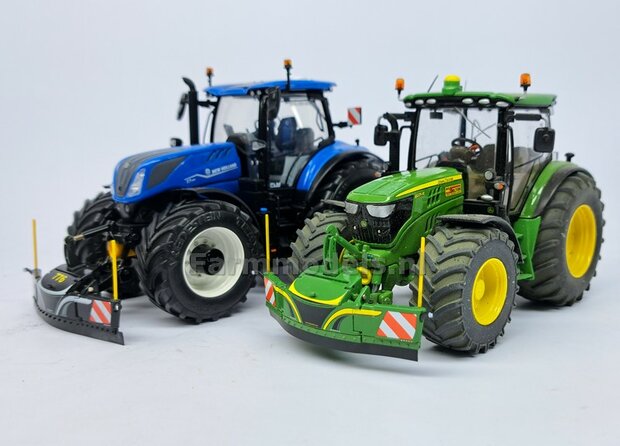 BOUWKIT: RUBBER FLAP + MONTAGE FRAME SET Geschikt voor SAFETY WEIGHT 800kg  BUMPERS  Mat: Resin FENDT 942 CHASSIS GRIJS Gespoten geleverd  + ECHT RUBBER FLAP 1:32  