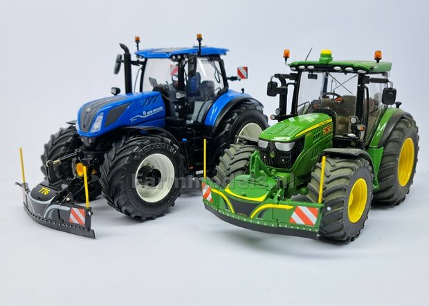 BOUWKIT: RUBBER FLAP + MONTAGE FRAME SET Geschikt voor SAFETY WEIGHT 800kg  BUMPERS  Mat: Resin FENDT 942 CHASSIS GRIJS Gespoten geleverd  + ECHT RUBBER FLAP 1:32  