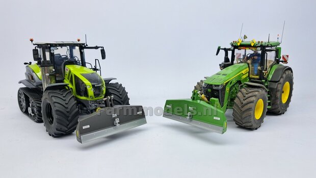 BOUWKIT: SUER 2400kg SCHUIFGEWICHT  85.5mm breed. Resin FENDT 924 GRIJS GESPOTEN + Kunststof Trekhaak ALUMINIUM Gespoten + diverse stickers o.a. SLIJTPLAAT + 2x pinnen 1:32