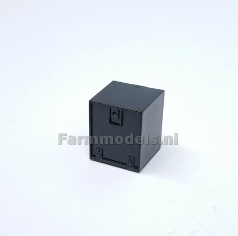 Opbergkist enkele deur Kunststof 12.4mm x 14.3mm x 12.3mm  (Nu in Creme/ Blank gegoten RESIN Geleverd) 1:32 