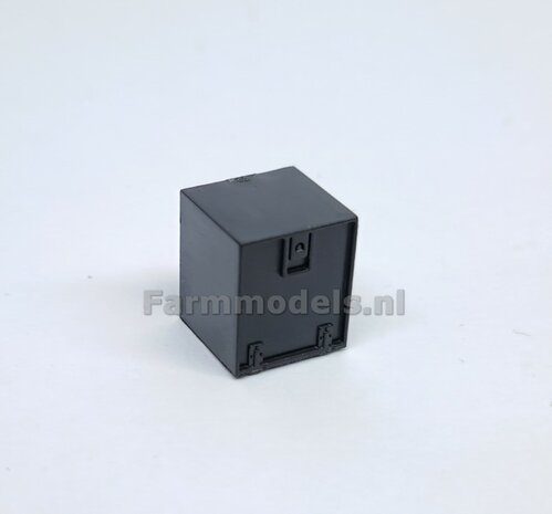Opbergkist enkele deur Kunststof 12.4mm x 14.3mm x 12.3mm  (Nu in Creme/ Blank gegoten RESIN Geleverd) 1:32 