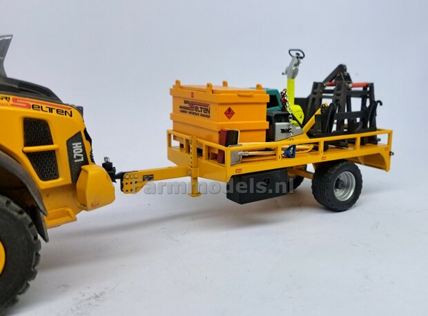 Opbergkist  30.4mm x 15.2mm x 15.1mm Incl. OPHANGBEUGEL Materiaal Resin, de kist wordt RVS CHROOM Gespoten Geleverd  1:32    