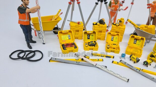 TOPCON KOFFER t.b.v. plaatsing TOPCON TP-L6G Rioollaser set (Laser + Targetschild) Materiaal Resin TOPCON GEEL MATT geleverd +  Pr&eacute;-Cut Decal stickerset Farmmodels  1:32                