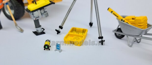 TOPCON KOFFER t.b.v. plaatsing TOPCON TP-L6G Rioollaser set (Laser + Targetschild)  RESIN onderdelen BLANK geleverd +  Pr&eacute;-Cut Decal stickerset   Farmmodels  1:32                