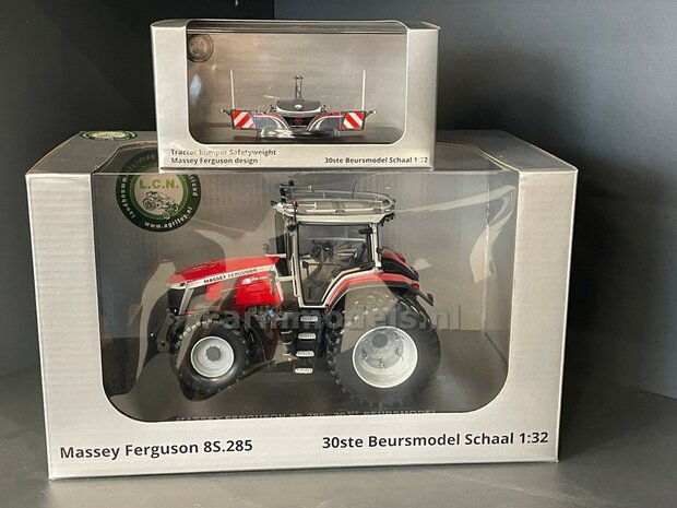 LCN BEURSMODEL 2025 Lim. Ed. 1500 st.Massey Ferguson 8S.285 + MF Safety bumper 1:32 Universal Hobbies UH6855/6856