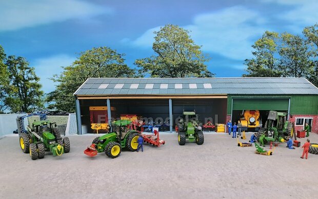 60 x 120cm: BETON FOLIE "USED CONCRETE" met ECHT BETON RELI&Euml;F afmeting ruim 60cm x 120cm 1:32 