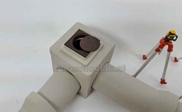 2x RIOOLBUIS  (Binnenmaat 1:1 = &Oslash;500mm)  Materiaal RESIN, BLANK Geleverd  1:32    