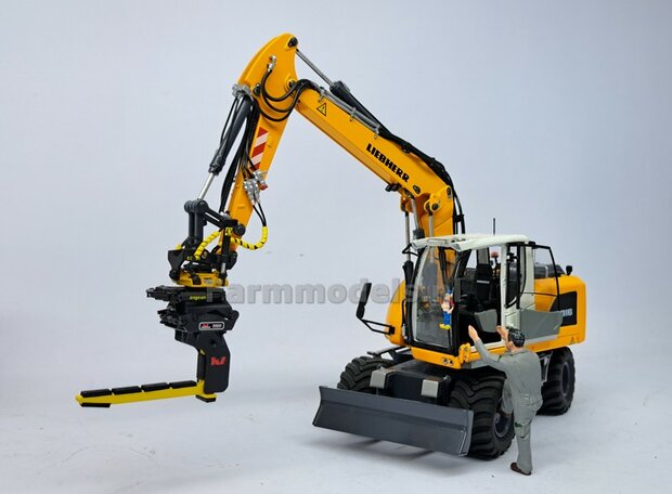 BOUWKIT: VERACHTERT (RIOOL-) BUIZENLEGGER  Beweegbaar met CW30 Koppeling. Materiaal: Resin op KLEUR Gespoten incl. Verachtert Pr&eacute;-Cut Stickers geleverd 1:32 