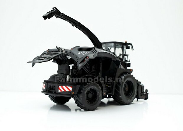 Krone BiG-X 1180 25 Years Born to perform AGRITECHNICA 2025 Lim. Ed. + XCollect 900-3 en EasyFlow 300 S  1:32 ROS601734     NB2B